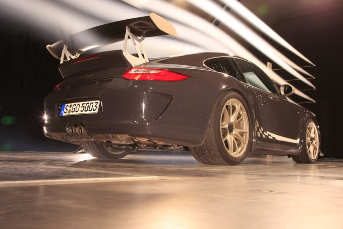 [Bild: Porsche-911-GT3-RS-Windkanal-fotoshowIma...352268.jpg]